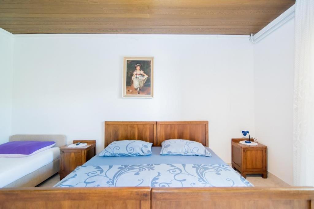 Apartments Veve Postira Room photo